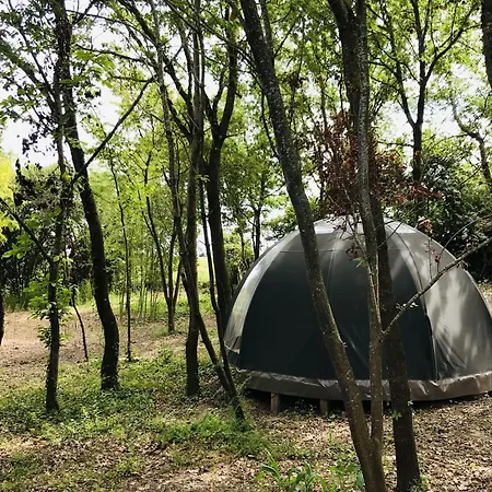 Роскошный шатер O Cocon Del Lauragues *